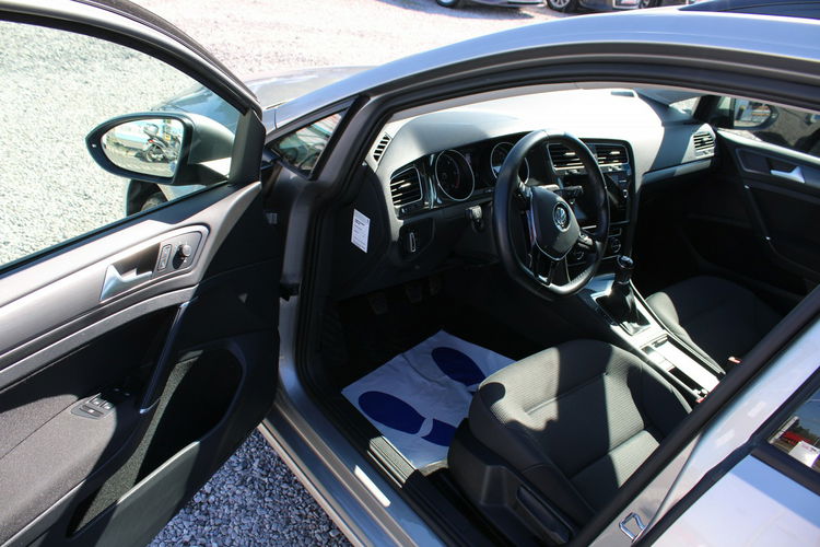 Volkswagen Golf Comfortline F-vat App-Connect Gwarancja zdjęcie 12