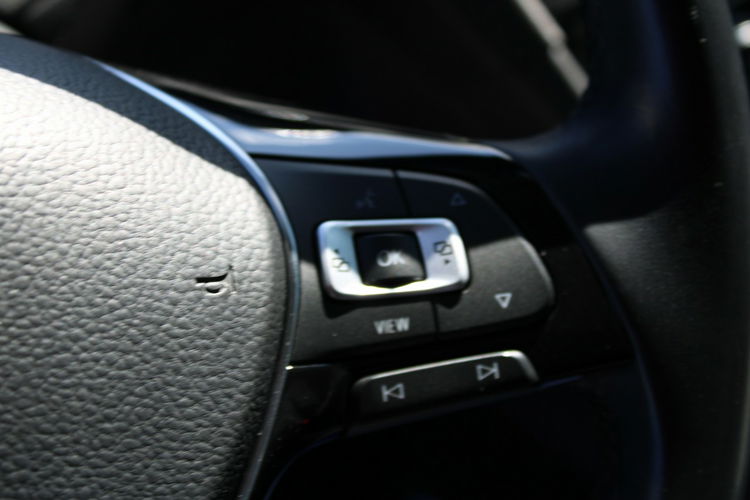 Volkswagen Golf Comfortline F-vat App-Connect Gwarancja zdjęcie 16