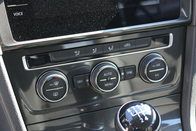 Volkswagen Golf Comfortline F-vat App-Connect Gwarancja zdjęcie 18