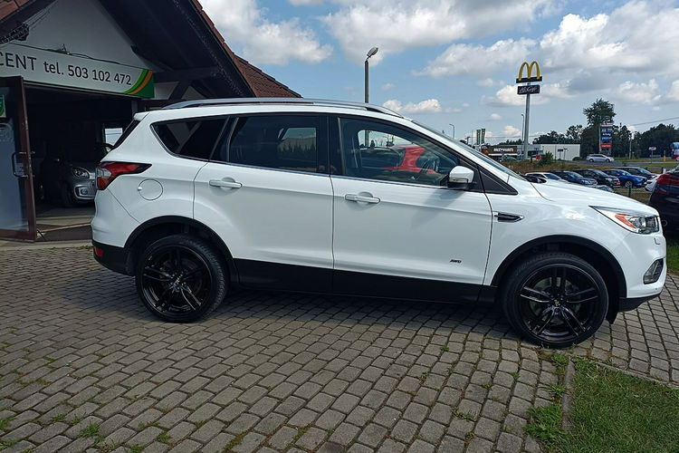 Ford Kuga Titanium + 4X4 + dwa klucze + zdjęcie 15