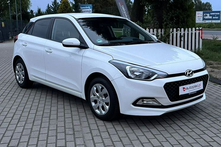 Hyundai i20 Benzyna Gwarancja Niski Przebieg zdjęcie 9