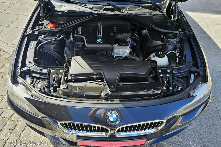 BMW 320 Navi Skóry Bezwypadkowy Tylko 128 Tys Km zdjęcie 21