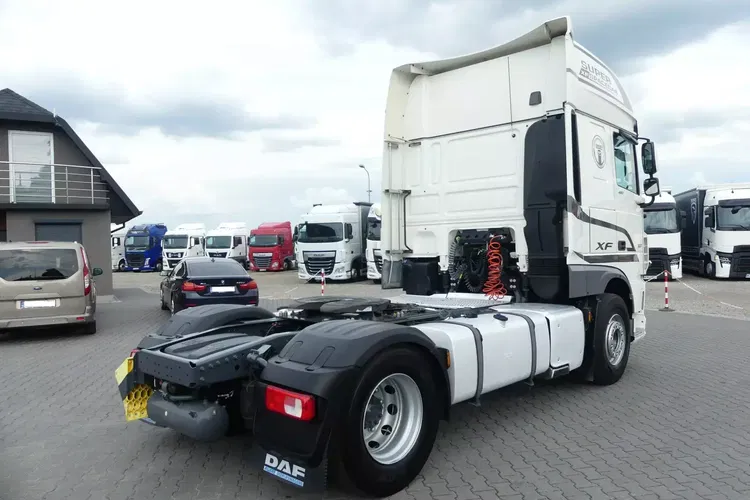 DAF XF 106.480 / SUPER SPACE CAB / EURO 6 / NISKI PRZEBIEG/ zdjęcie 8