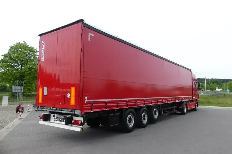 DAF XF 106.460 + SCHMITZ FIRANKA / ZESTAW STANDARD / zdjęcie 8