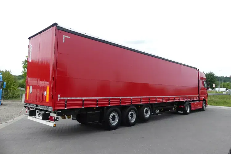 DAF XF 106.460 + SCHMITZ FIRANKA / ZESTAW STANDARD / zdjęcie 9