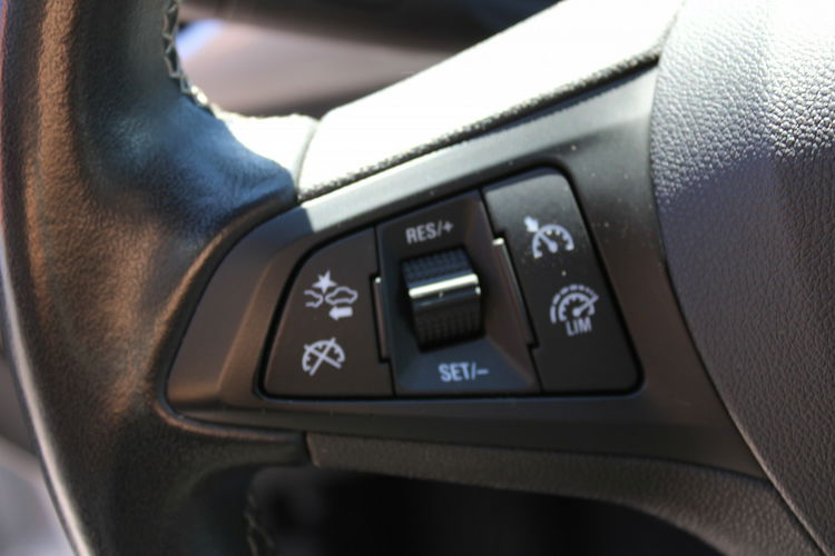 Opel Astra GS LINE 1.2T F-vat Salon Polska Gwarancja zdjęcie 16