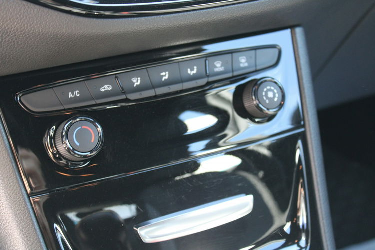 Opel Astra GS LINE 1.2T F-vat Salon Polska Gwarancja zdjęcie 20