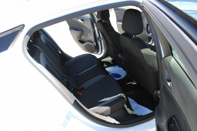Opel Astra GS LINE 1.2T F-vat Salon Polska Gwarancja zdjęcie 27