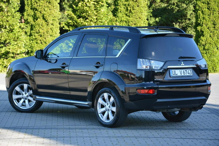 Mitsubishi Outlander 2.0(147KM) Lift Skóry Alu 18" Parktronik ASO zdjęcie 13