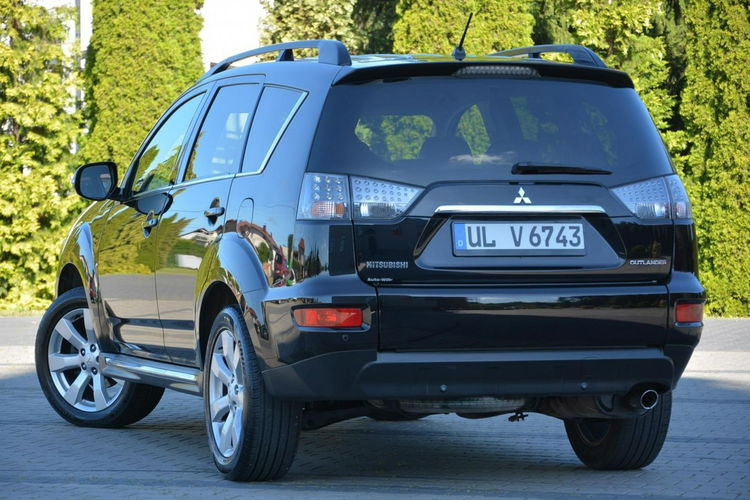 Mitsubishi Outlander 2.0(147KM) Lift Skóry Alu 18" Parktronik ASO zdjęcie 14