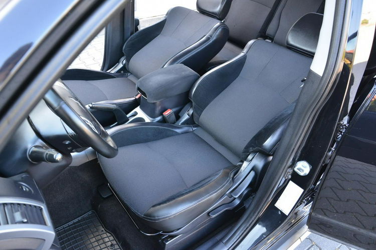 Mitsubishi Outlander 2.0(147KM) Lift Skóry Alu 18" Parktronik ASO zdjęcie 19