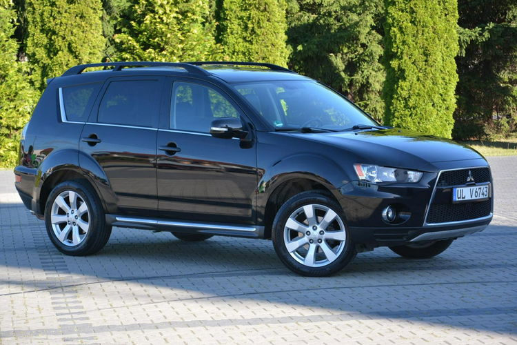 Mitsubishi Outlander 2.0(147KM) Lift Skóry Alu 18" Parktronik ASO zdjęcie 3