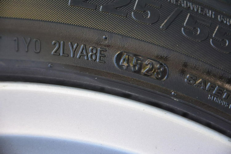 Mitsubishi Outlander 2.0(147KM) Lift Skóry Alu 18" Parktronik ASO zdjęcie 31