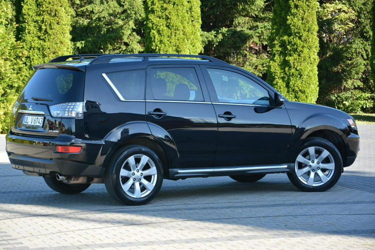 Mitsubishi Outlander 2.0(147KM) Lift Skóry Alu 18" Parktronik ASO zdjęcie 5