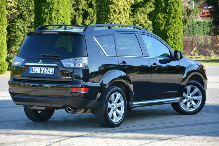 Mitsubishi Outlander 2.0(147KM) Lift Skóry Alu 18" Parktronik ASO zdjęcie 6