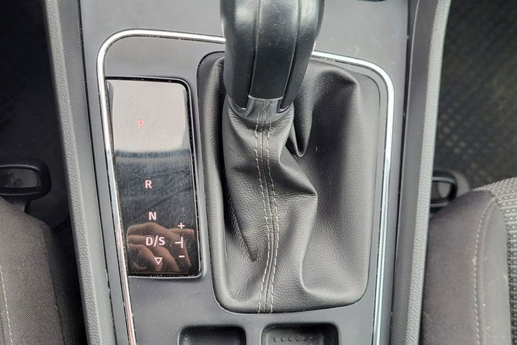 Leon Seat Leon 1.5TGi 130Hk Automat gaz zdjęcie 13