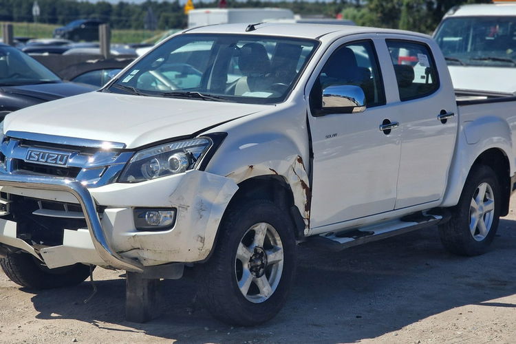 ISUZU D-Max D -"Max zdjęcie 16