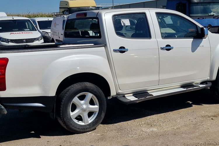 ISUZU D-Max D -"Max zdjęcie 6