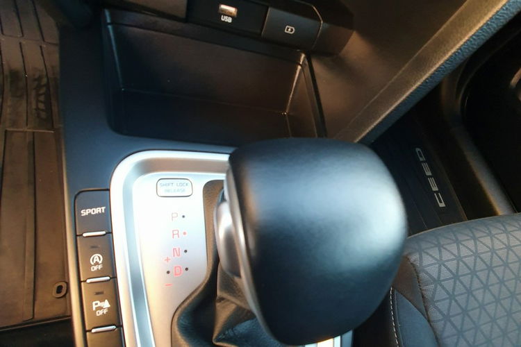 Kia Cee'd 2020-21rTylko Salon Polska 1Właściciel GWARANCJA BEZWYPADKOWY zdjęcie 6