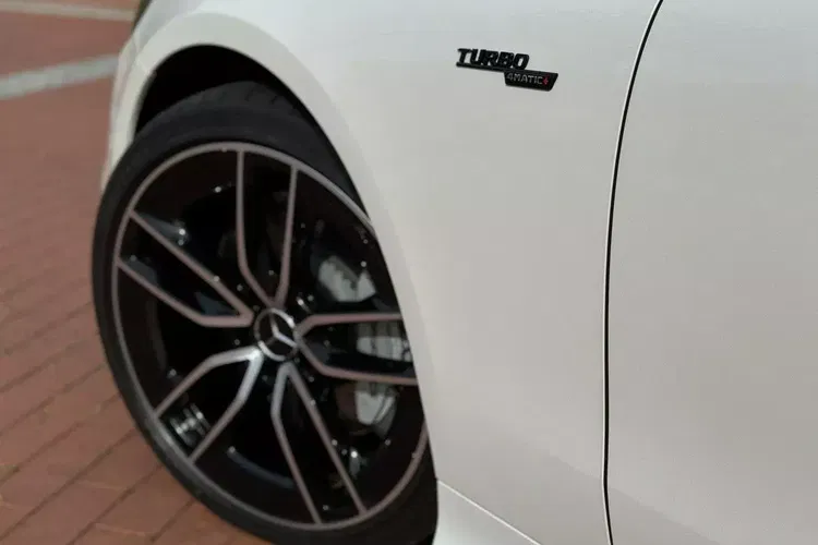 Mercedes klasa-e zdjęcie 12