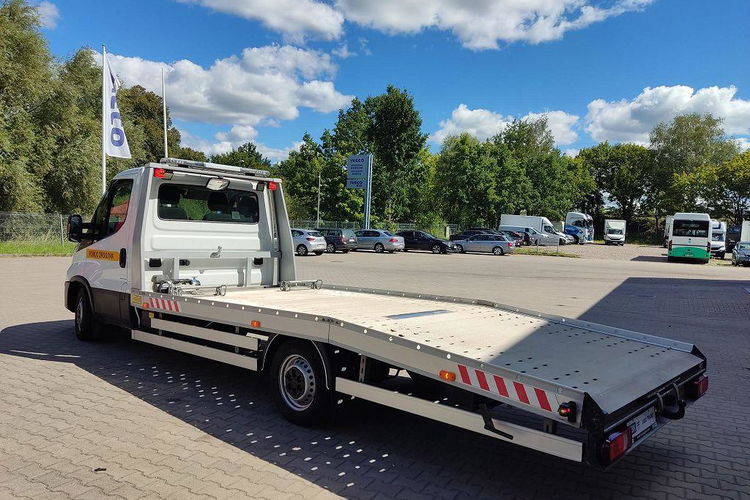 Iveco DAILY 3535S18 zdjęcie 7