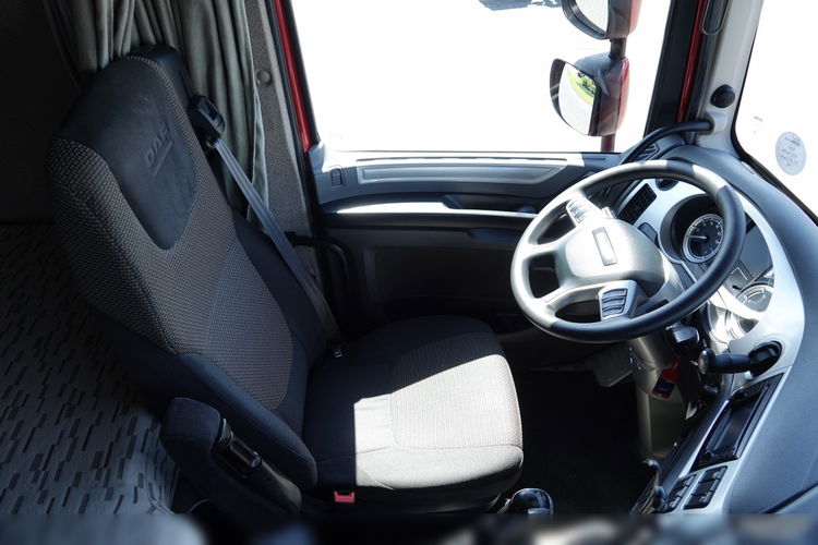 DAF XF 510 / RETARDER / NAVI / EXPRES DO KAWY /MANUAL / BARDZO BOGATE WYPOSAŻENIE / SPROWADZONY / 2016 ROK zdjęcie 27