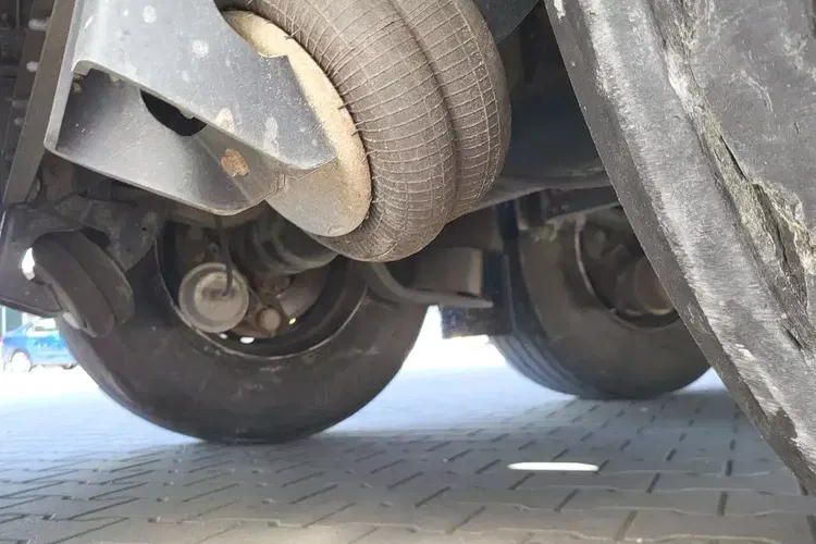 Schmitz SCS EB - dwie skrzynie na palety zdjęcie 7