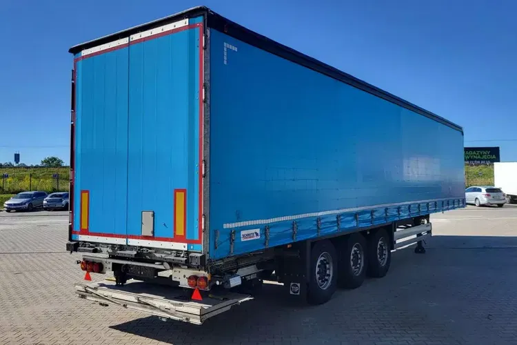 Schmitz SCS EB - naczepa z windą zdjęcie 4