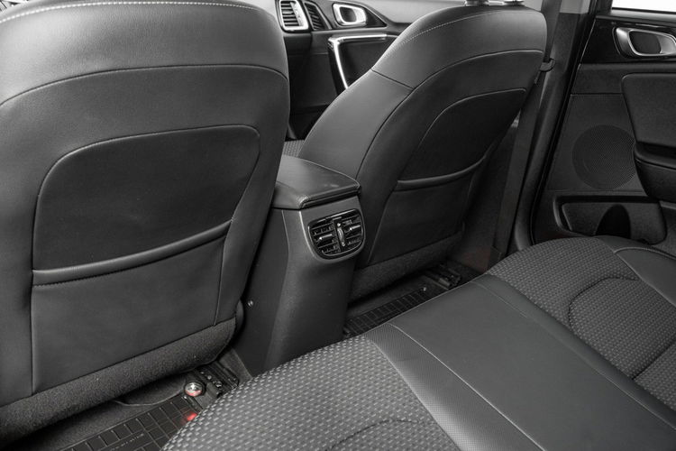 Kia Cee'd GD993TT#1.4 T-GDI L Business Line DCT Podgrz. f szyba i kier Salon PL zdjęcie 25