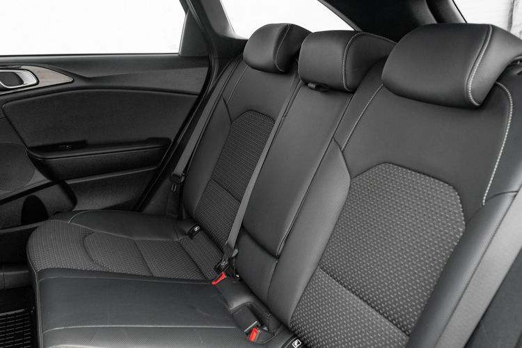 Kia Cee'd GD993TT#1.4 T-GDI L Business Line DCT Podgrz. f szyba i kier Salon PL zdjęcie 27