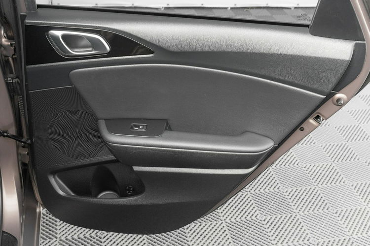 Kia Cee'd GD993TT#1.4 T-GDI L Business Line DCT Podgrz. f szyba i kier Salon PL zdjęcie 29