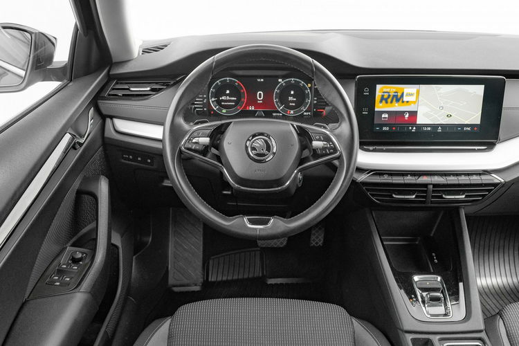 Skoda Octavia 2.0 TDI Ambition DSG Ambient LED NAVI K.cofania Salon PL VAT 23% zdjęcie 17