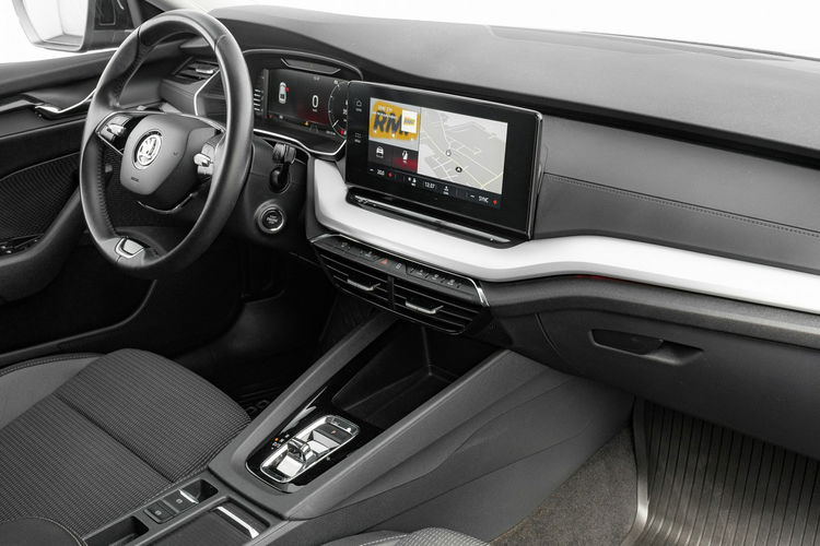 Skoda Octavia 2.0 TDI Ambition DSG Ambient LED NAVI K.cofania Salon PL VAT 23% zdjęcie 36
