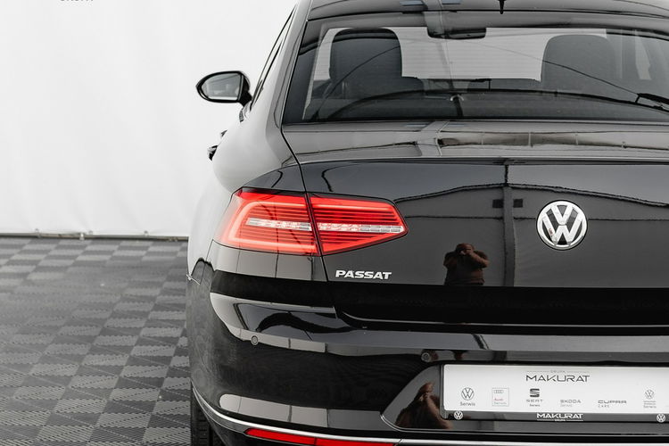 Volkswagen Passat Highline DSG Podgrz.f Virtual Cockpit LED Cz.park 3 stref VAT23% zdjęcie 10