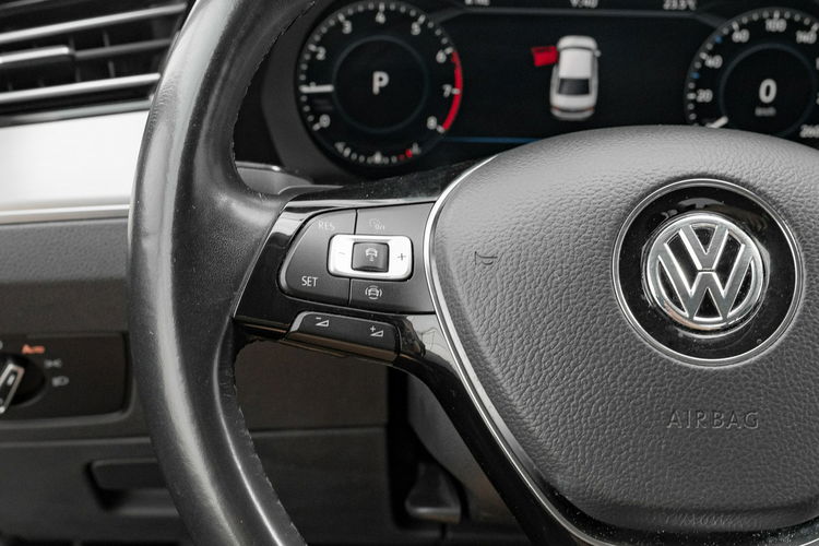 Volkswagen Passat Highline DSG Podgrz.f Virtual Cockpit LED Cz.park 3 stref VAT23% zdjęcie 19
