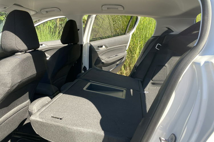 Peugeot 208 Zadbany z oryginalnym niskim przebiegiem zdjęcie 29