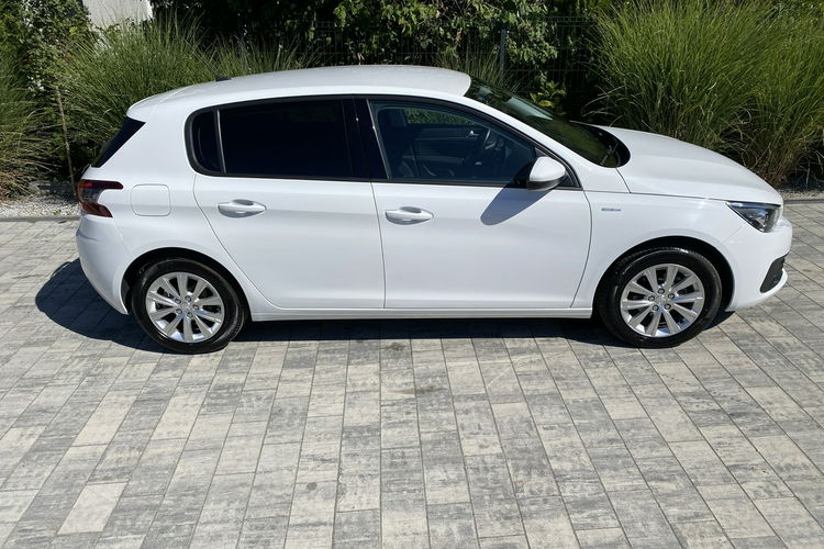 Peugeot 208 Zadbany z oryginalnym niskim przebiegiem zdjęcie 41