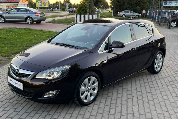 Opel Astra Niski Przebieg Gwarancja Turbo zdjęcie 2