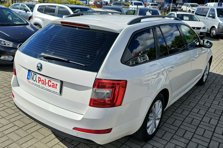 Skoda Octavia pierwszy właścicel , polski salon, serwisowana, klimatyzacja zdjęcie 8