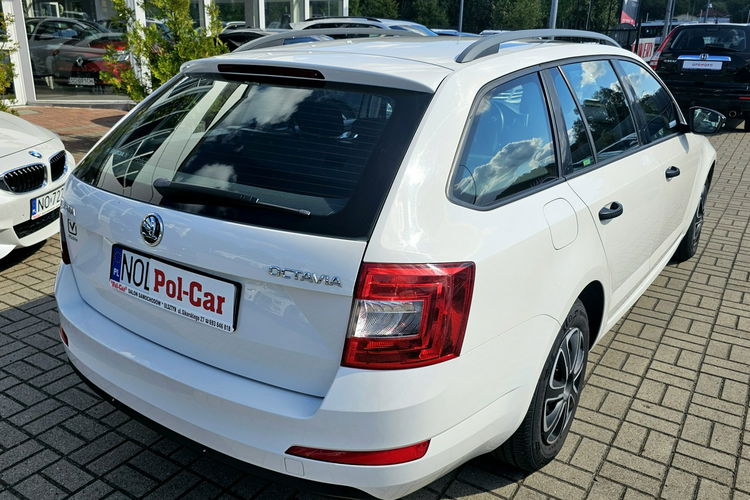 Skoda Octavia pierwszy właścicel , polski salon, serwisowana, klimatyzacja zdjęcie 9