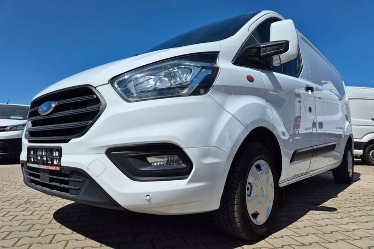 Ford Transit Custom Long 74900zł NETTO 2.0TdCi/131KM zdjęcie 10