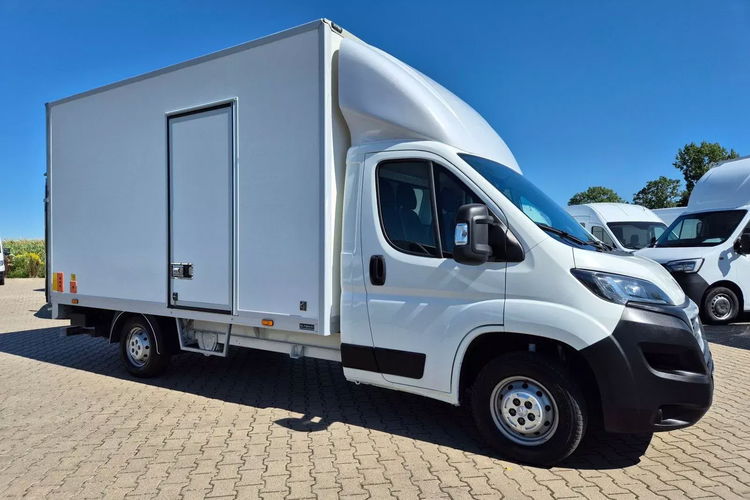 Peugeot Boxer Kontener 8 ePAL 79900zł NETTO 2.2HDi/165KM zdjęcie 3