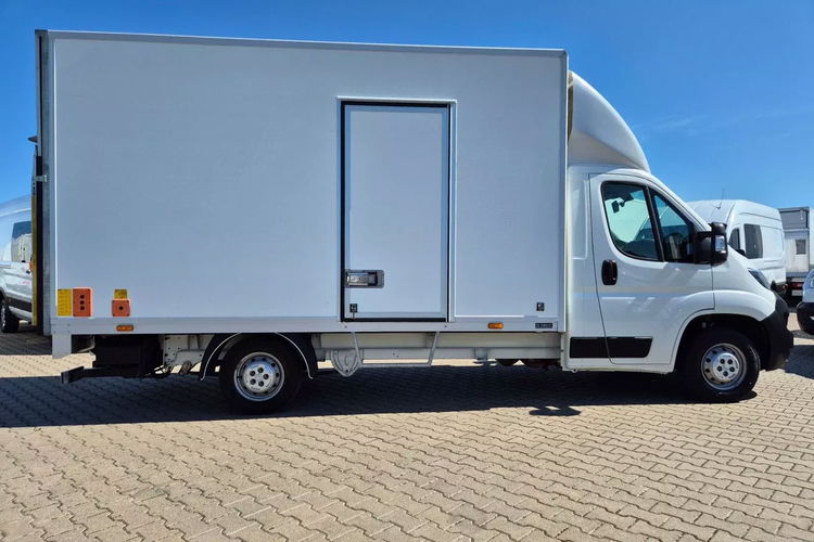 Peugeot Boxer Kontener 8 ePAL 79900zł NETTO 2.2HDi/165KM zdjęcie 6