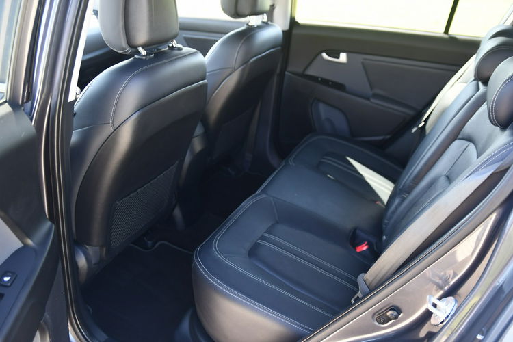 Kia Sportage 2.0CRDI, Bogate wyposażenie.4x4, skóry, Navi zdjęcie 24