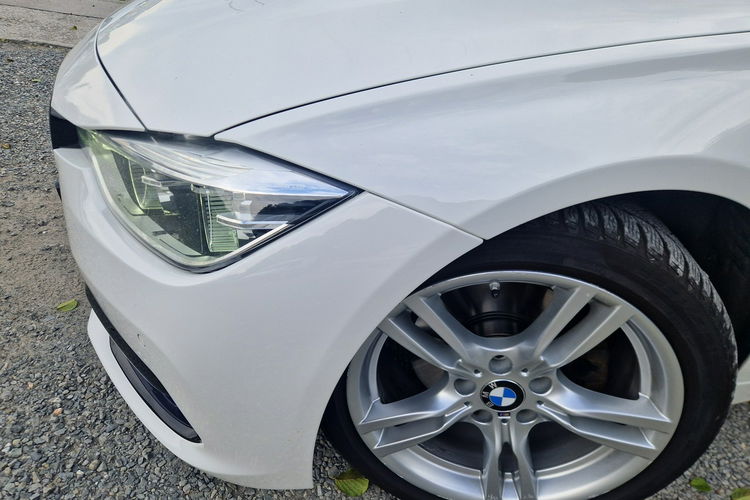 BMW 320 . Automat. Ledy. Navi zdjęcie 11