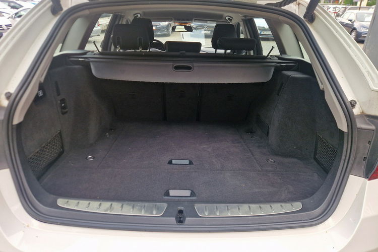 BMW 320 . Automat. Ledy. Navi zdjęcie 14