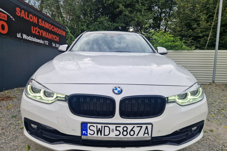BMW 320 . Automat. Ledy. Navi zdjęcie 2