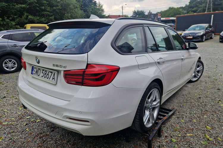 BMW 320 . Automat. Ledy. Navi zdjęcie 6