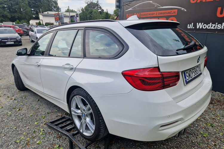 BMW 320 . Automat. Ledy. Navi zdjęcie 9