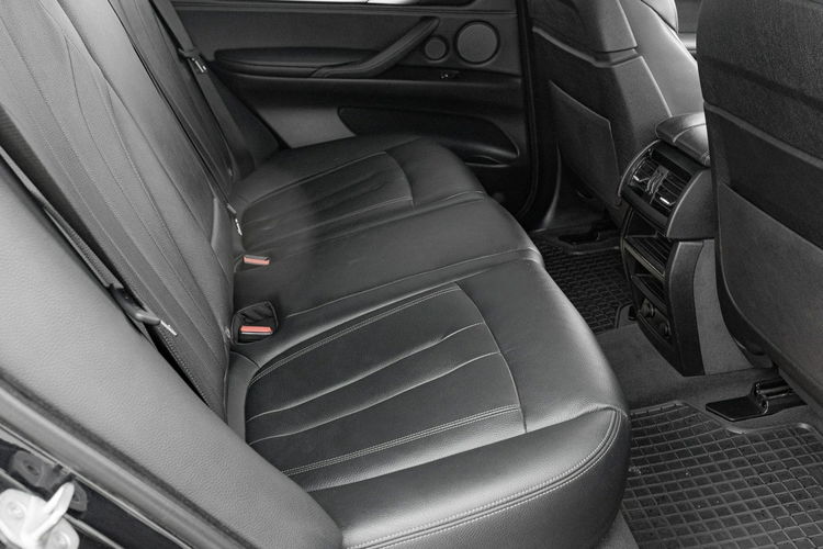 BMW X5 xDrive30d Wentyl i podgrz.f K.cofania LED Skóra Salon PL VAT 23% zdjęcie 33